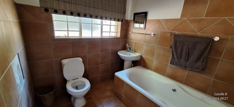 8 Bedroom Property for Sale in Swartruggens North West